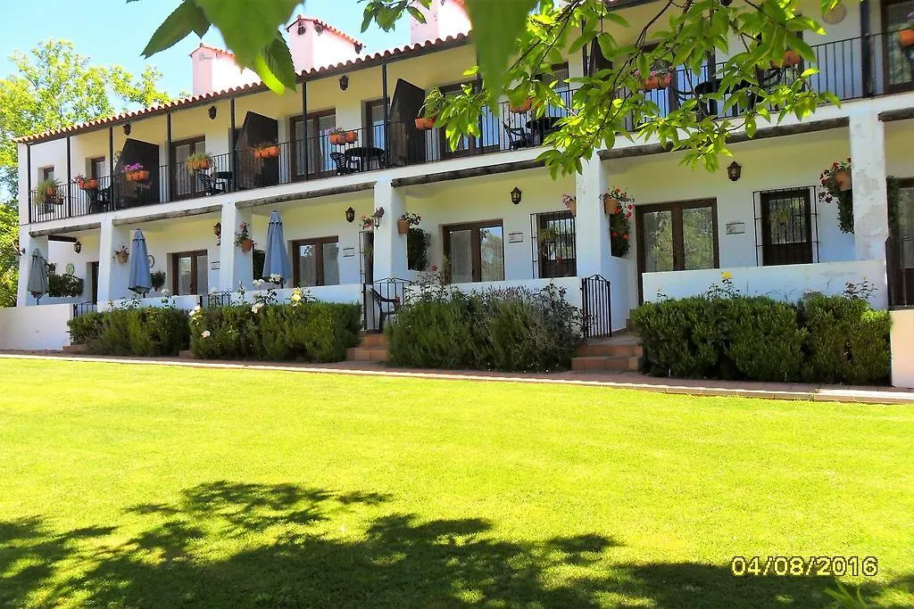 Hotel Apartamento Rural Finca La Media Legua Aracena
