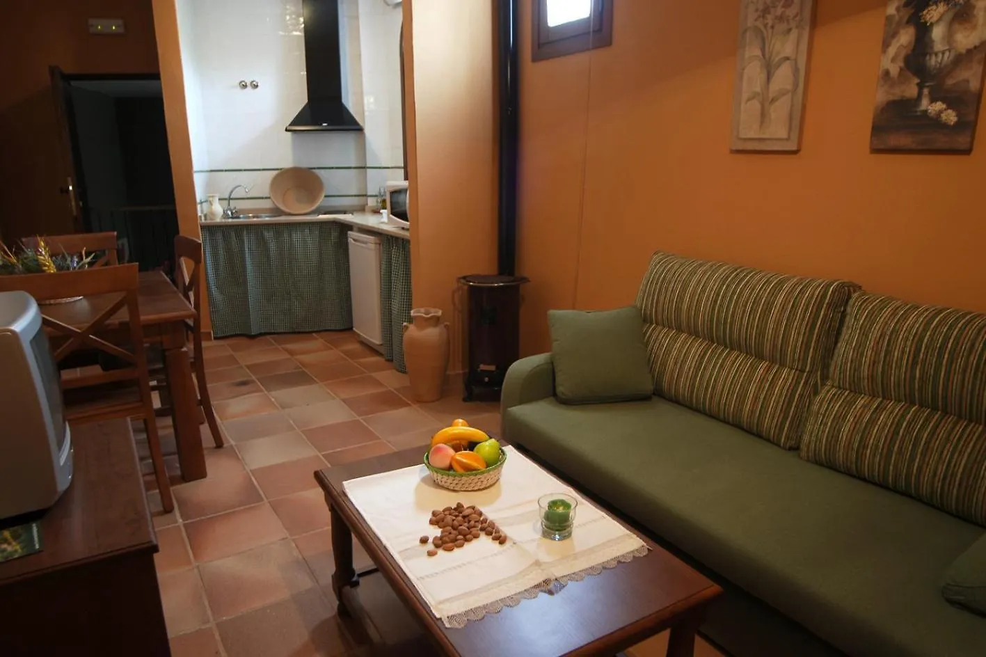 Hotel Apartamento Rural Finca La Media Legua Aracena 2*,  Spain