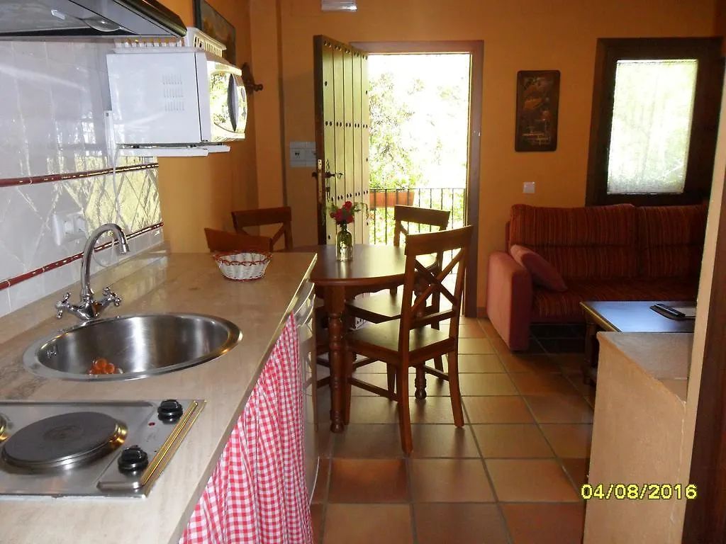 Hotel Apartamento Rural Finca La Media Legua Aracena 2*,  Spain
